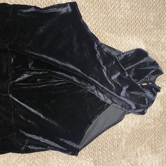 Forever 21 Romper Jumpsuit - Picture 6 of 10